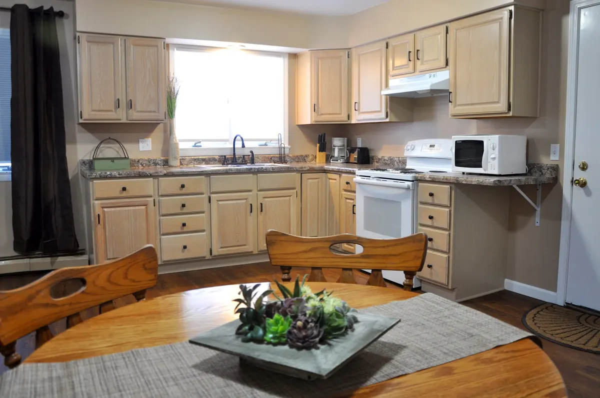 Fully equipped duplex kitchen and dining table